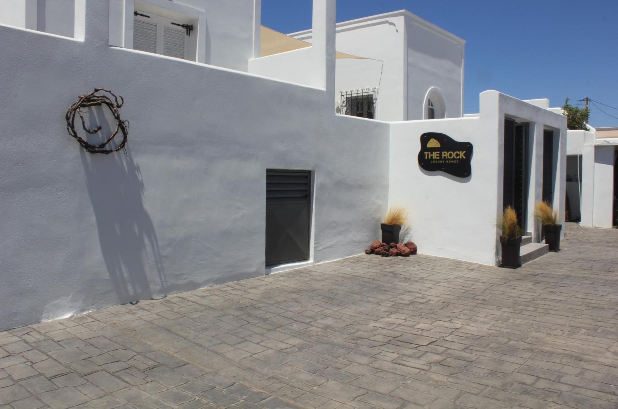 The Rock Luxury Homes Messaria  Exterior photo